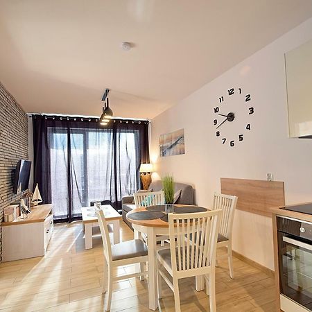 Apartament Oliwka Z Prywatnym Miejscem Postojowym コウォブジェク エクステリア 写真