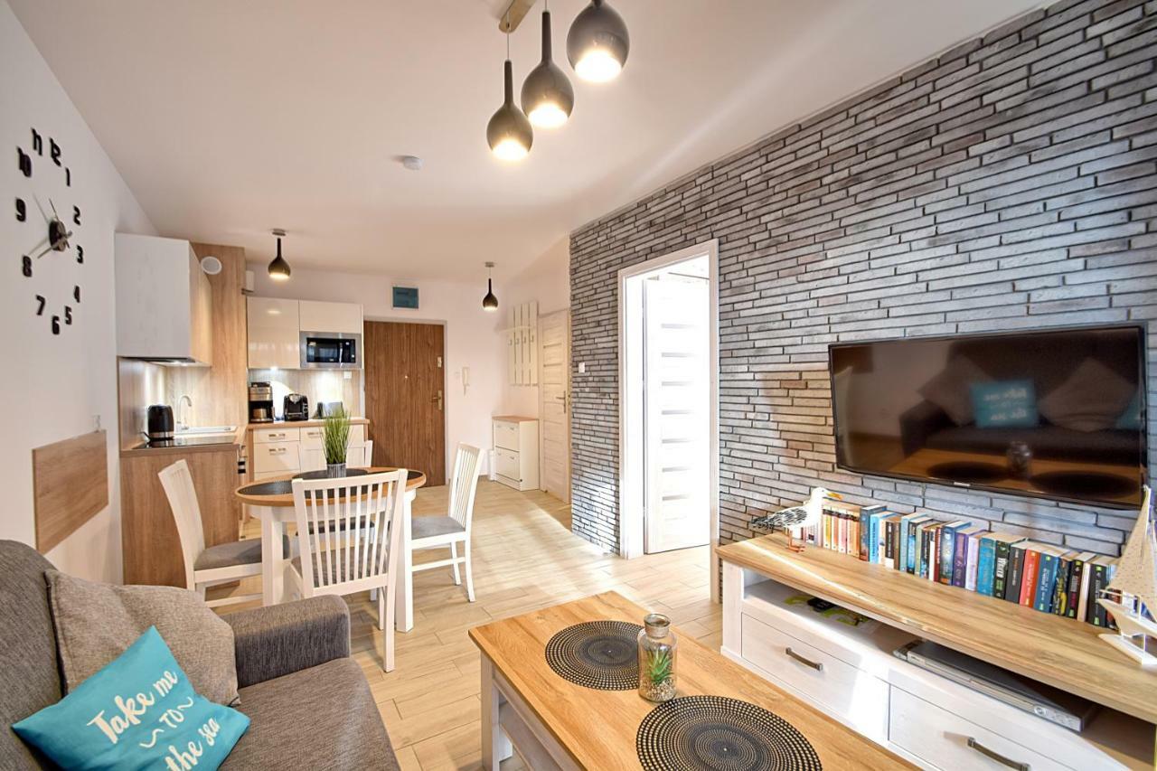 Apartament Oliwka Z Prywatnym Miejscem Postojowym コウォブジェク エクステリア 写真