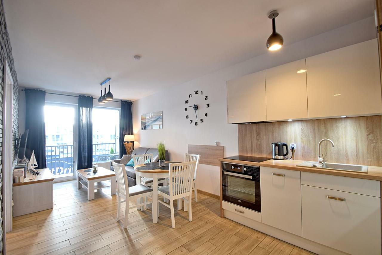 Apartament Oliwka Z Prywatnym Miejscem Postojowym コウォブジェク エクステリア 写真